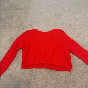 Red cropped sweater JUNIORS LARGE
